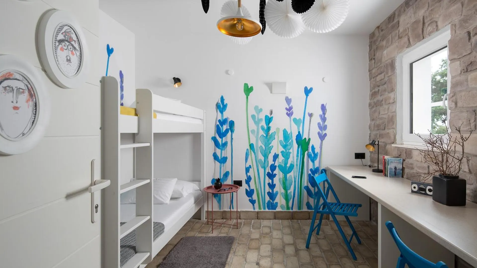 Green Frame Jursici Villa