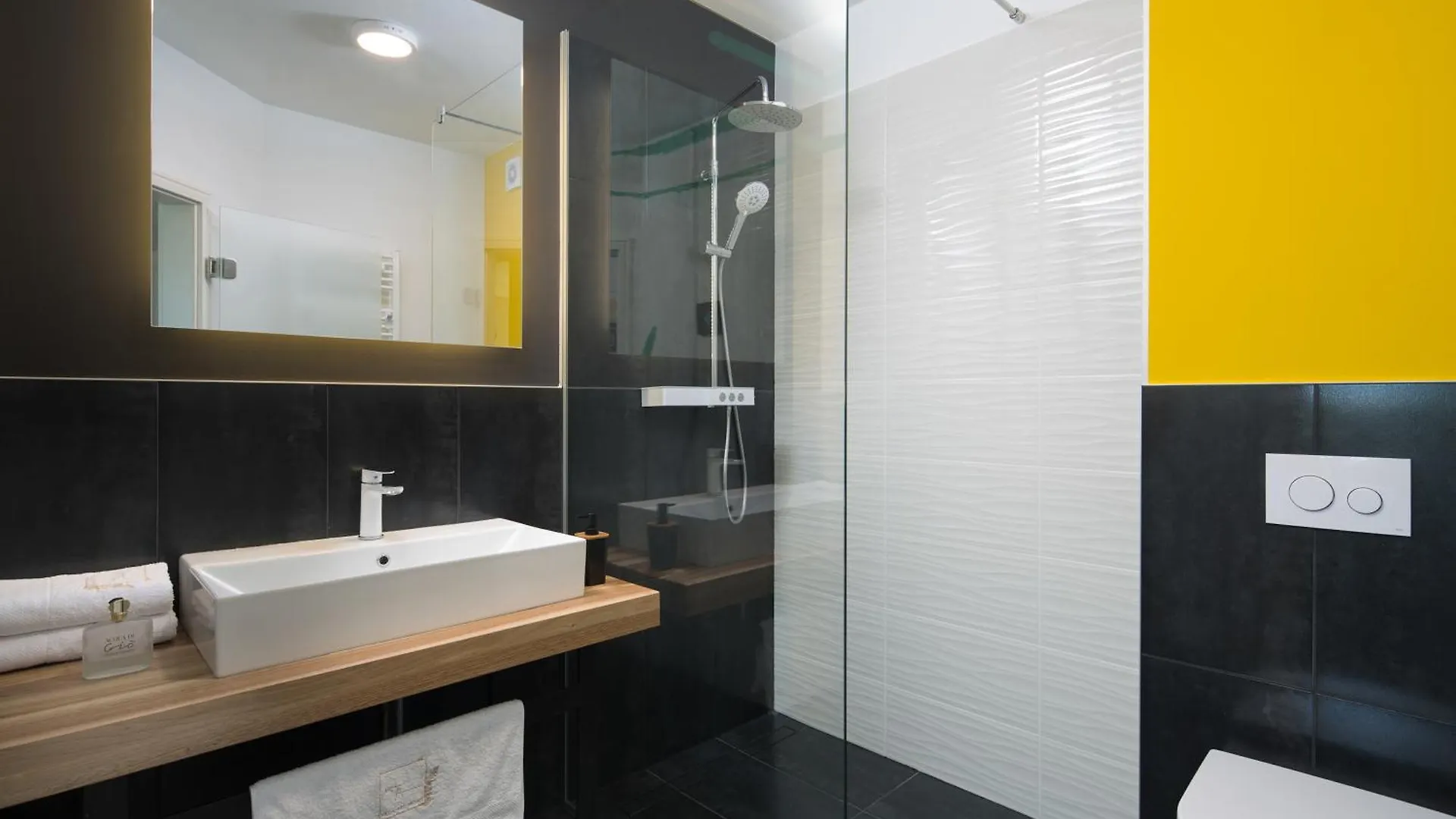 Green Frame Jursici Croatia